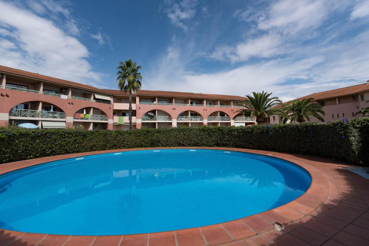 Arinella Apartment San Nicolao Bagian luar foto